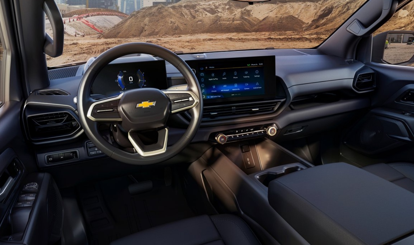 2025 Chevrolet Montana Interior